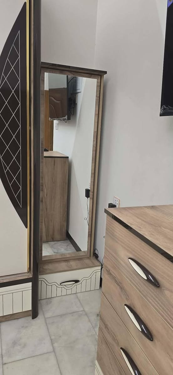 السلام عليكم
غرفة للبيع ٩ قطع تركي ثكيله بلوك مو فايبر السعر مليون قفل


**إذا كنت صاحب هذا الإعلان وتريد حذفه لأي سبب، رجاءا أرسل رسالة إلى الدعم الفني**