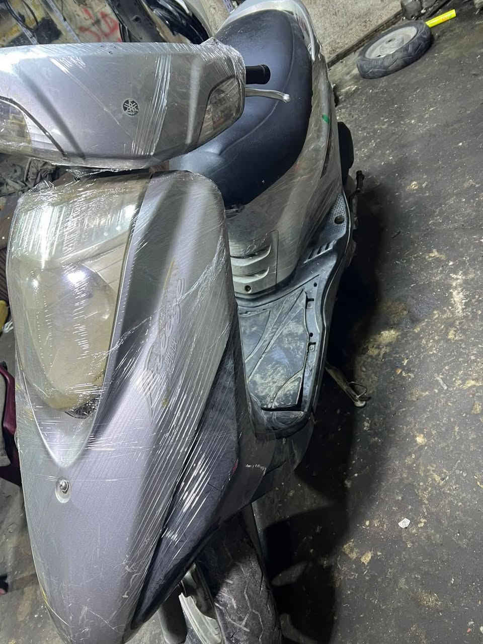 السلام عليكم اخوتي دراجه للبيع نوع بريز دراجه اي عيب مابيها كلشي شغال  يعني تجي جيكها وتطلع المكينه ماملعوب بيها ابد فقط عندك الباتري هابط اما الباقي كله شغال السعر/375وبيها مجال الرقم(***********)واتساب فقط بي العنوان خانقين
