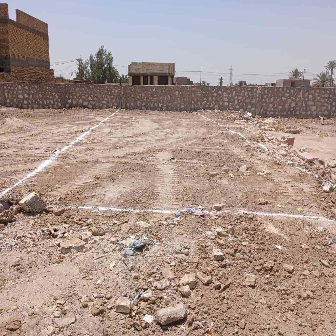 سلام عليكم يوجد الدينا قطع اراضي خلف معمل الغاز الحكومي نهايت نادر الثالثه سند ٢٥ قطع متعدي المساحات ١٠٠ متر ١٥٠ متر ٢٠٠ متر ٢٥٠ متر الاستفسار. اكثر على رقم الهاتف ***********
