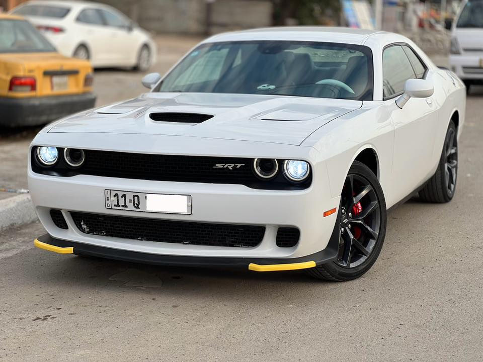 للبيع جالنجر 2023 
النداء الاخير لاست كول 
رقم بغداد دولي بأسمي
 ماشيه37 الف 
محرك 3600 
حادث تبديل بنيد وصبغ جاملخ وشويه من باب السايق ونص جاملخ صدر
تو ويل 
كشن السائق كهرباء 
ويل 20 اصلي بلاك توب 
غرفة اصليه داخل جلد وشاموه مشمشي اصلي
شاشه كاربلي 
منظومه زنون 
كامره 360 
بجم محدث srt شغل درجة اولى 
سياره مابيها اي نواقص من كل النواحي 
السعر ب205 
الهاتف ***********
