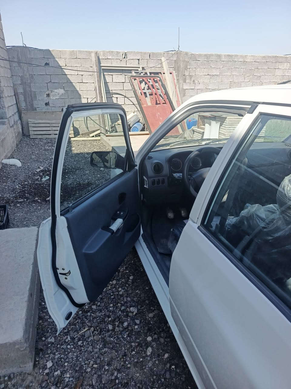 سايباخصوصي رقم بغدادماشيه 5خمسه الف يعني زيروجديده جدأجدأبمعنى لكلمه مكاني بغدادلتاجي لسعر78ورقه الاتصال ***********ابوهاشم للبيع مكفوله كفاله من لشخط والرصعه والباردوالصبغ
