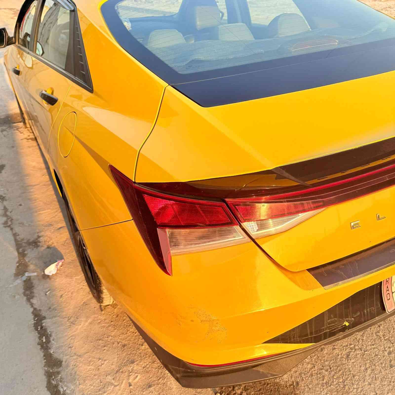 سلام عليكم من رخصت الاادمن سيارة النترة موديل 2021سيارةستخدام شخصي حادث دعامية  أمامية فقط ترهم مراوس ب دورنكو 15او16بفرق أو اوبامة 15او16السعر 150وبيهة مجال العنوان بغداد العبيدي موبايل ***********
