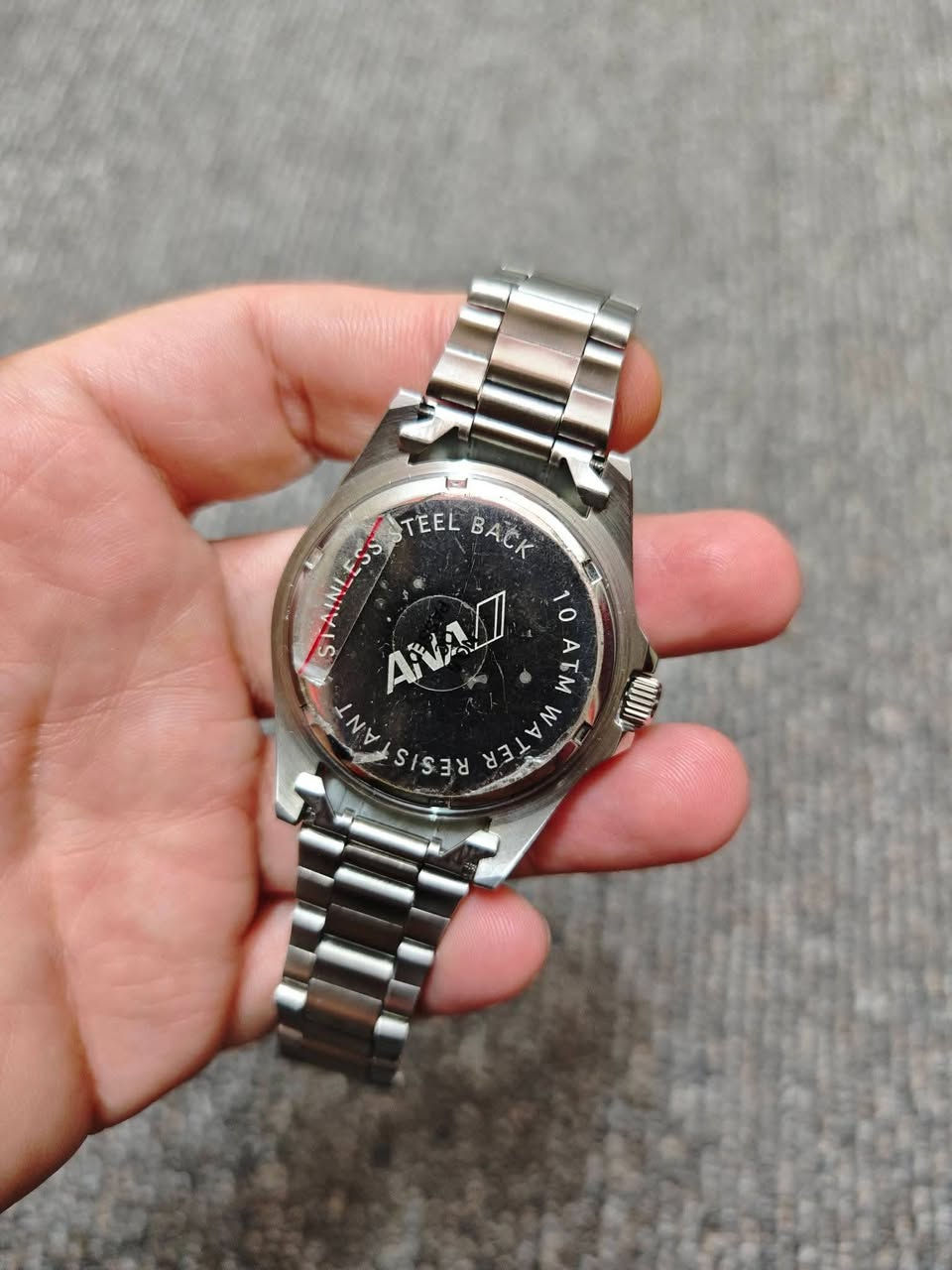 سلام علیکم.
ساعە ئانا اصلی للبیع. یابانی. باتری. سنتر یومی و سنتر اسبوعی و سنتر 24  ساعه. رینك دوار. ضد الماء. قطر 43 مع زمبلک. تصمیم رائع. نضیف جدا بالستیكر. سعر 60 الف مكاني بغداد الزعفرانية هاتف  ***********
