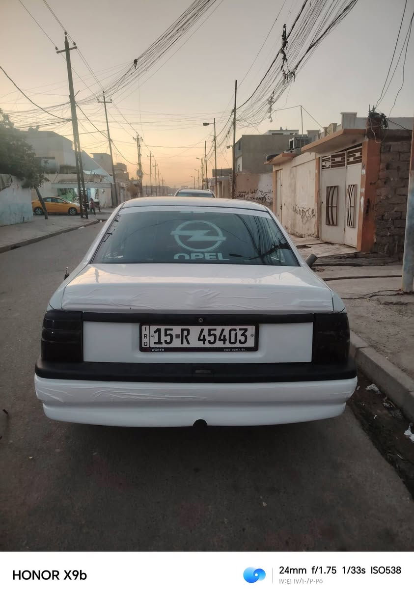 فكتره موديل 93 نضافه مثل ما اموضح مكاني موصل سعر 47وبيها مجال بسمي رقم امبار *********** ***********
