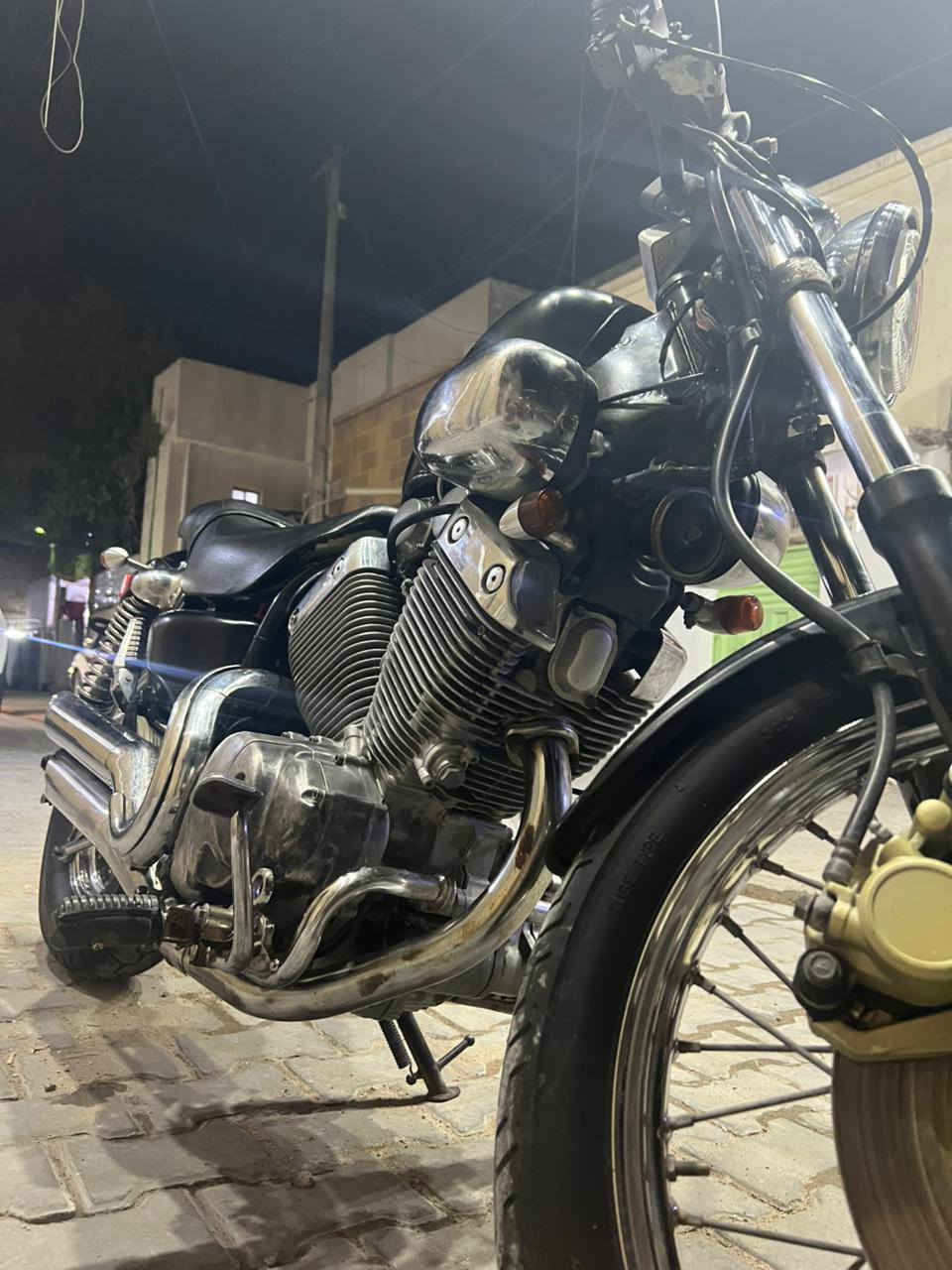 سلام عليكم
فيراكو محراك 400 بلادي كامله 

كاردن مو زنجيل طيران 

سرعه 180

مكاني بغداد الحريه 

رقم ***********

سعر 950 وبيها مجال بسيط ان شاء الله
