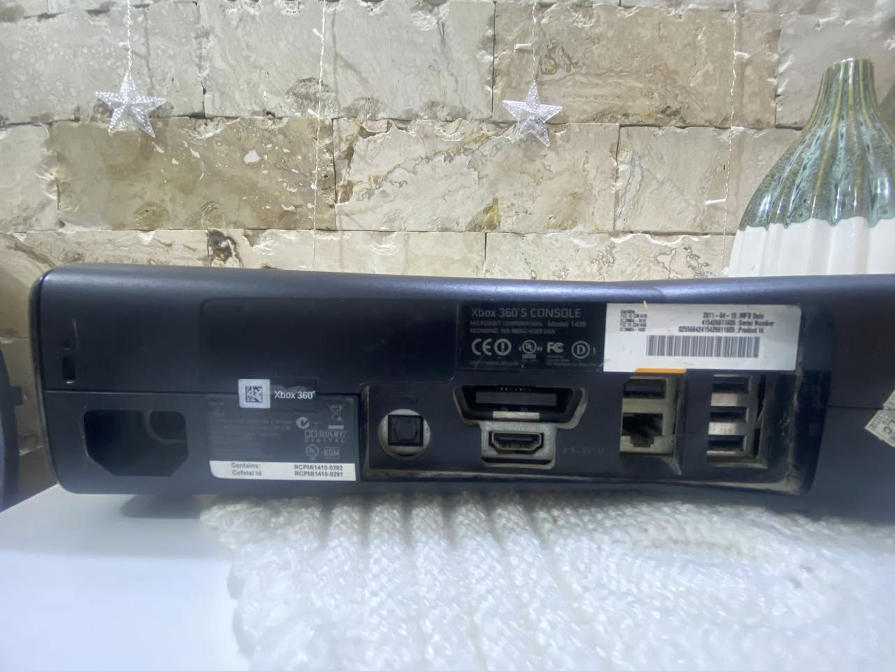 سلام عليكم جهاز xbox 360 slim الجهاز نضيف لوك ستيكر بي 4 يدات 3 يشتغلن و الرابعه عطل بل كير بي 42 لعبه من اقوه العاب مثل gta 5
Call of duty الجزء الأول و الثاني 
Pes 2018 2017 2013
Helo 3

Forza Horizon الجزء الثاني 

 gta San Andreas 
Tekkn 6 
wwe 17
ufc 2
بعد بي خير من الله العاب قويه 
هارد 320 كيكه 
تواصل ماسنجر 
السعر 120 وبي مجال للشراي


**إذا كنت صاحب هذا الإعلان وتريد حذفه لأي سبب، رجاءا أرسل رسالة إلى الدعم الفني**