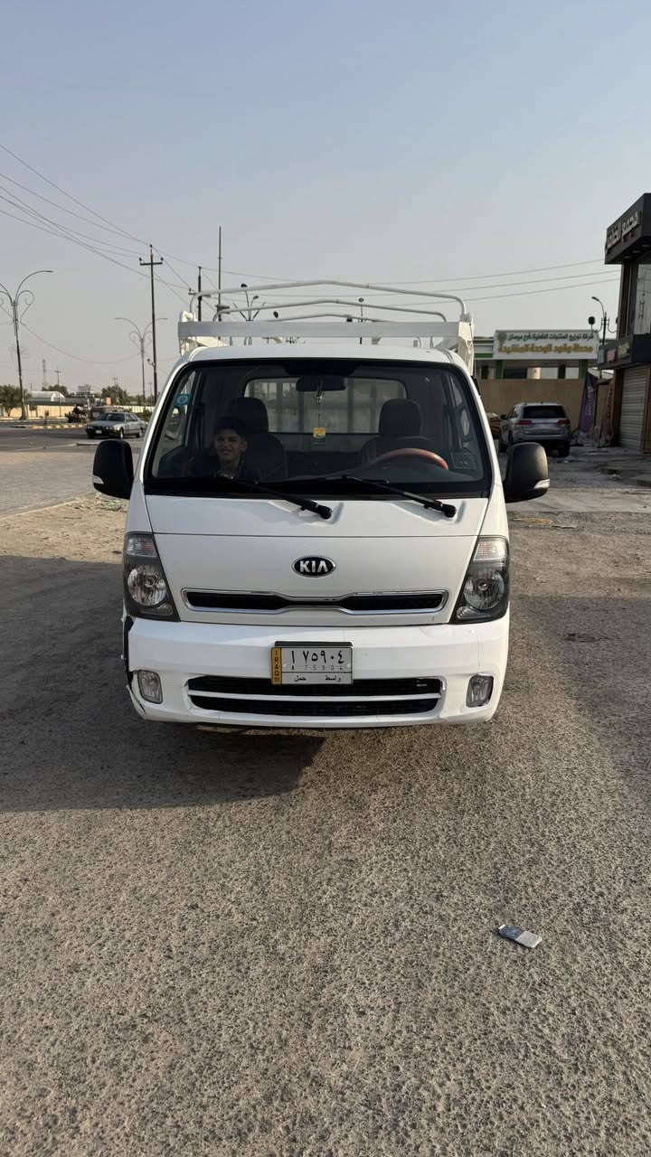 السلام عليكم كيه نثيه 2019 كفاله عامه مكان السياره ميسان
رقم صاحب السياره ‭0773 615 9144‬
