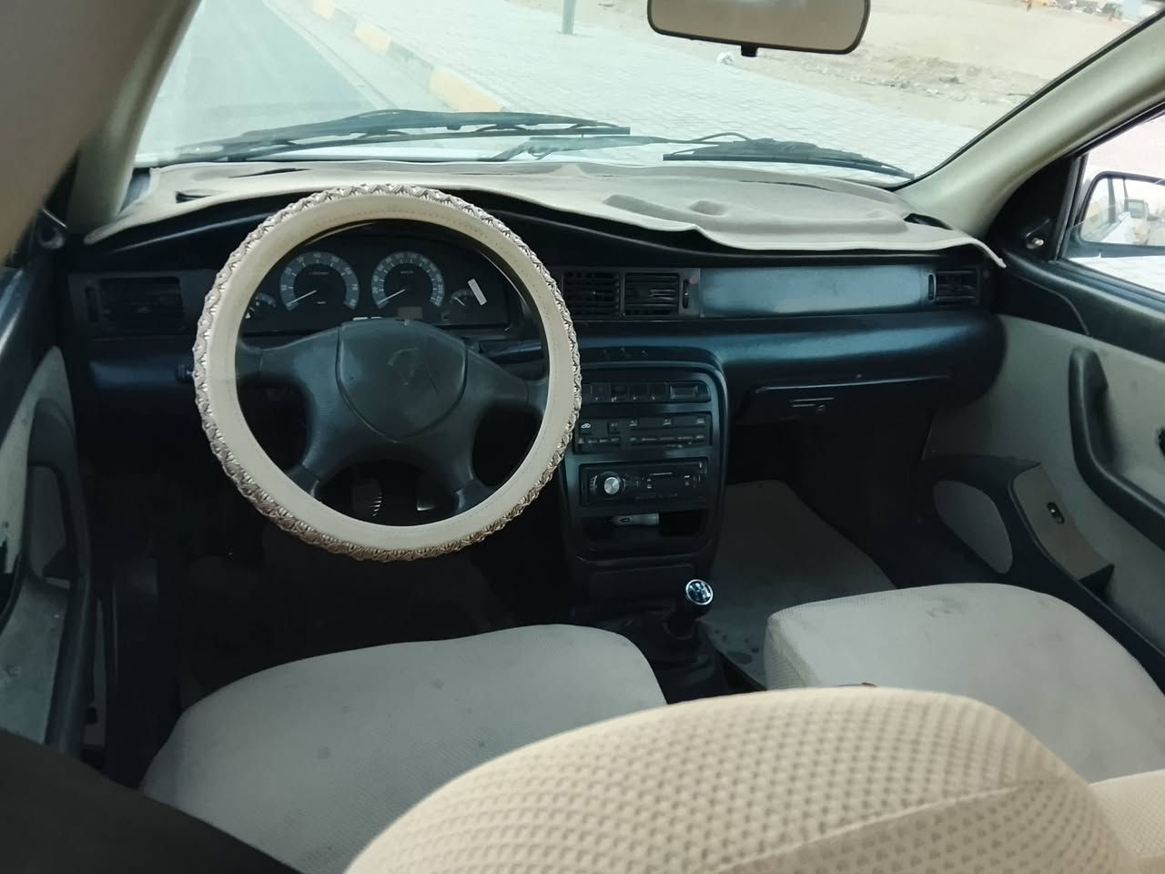 سلام عليكم سمند  للبيع موديل 10 مكفولة من الضربه وتبديل محرك وكير وحداديه وتخم مكفولات رقم نكليزي بسمي مكان كربلاء سعره 29.   وبيه مجال. ***********
