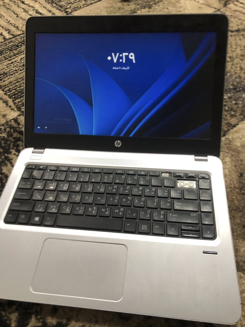 السلام عليكم
حاسبة للبيع
نوع hb
معالج كوراي فايف
ذاكرة 64
رام 8 
هارد SSD
نظافة 90%
السعر خاص نتفاهم 
و هذا رقمي ***********
