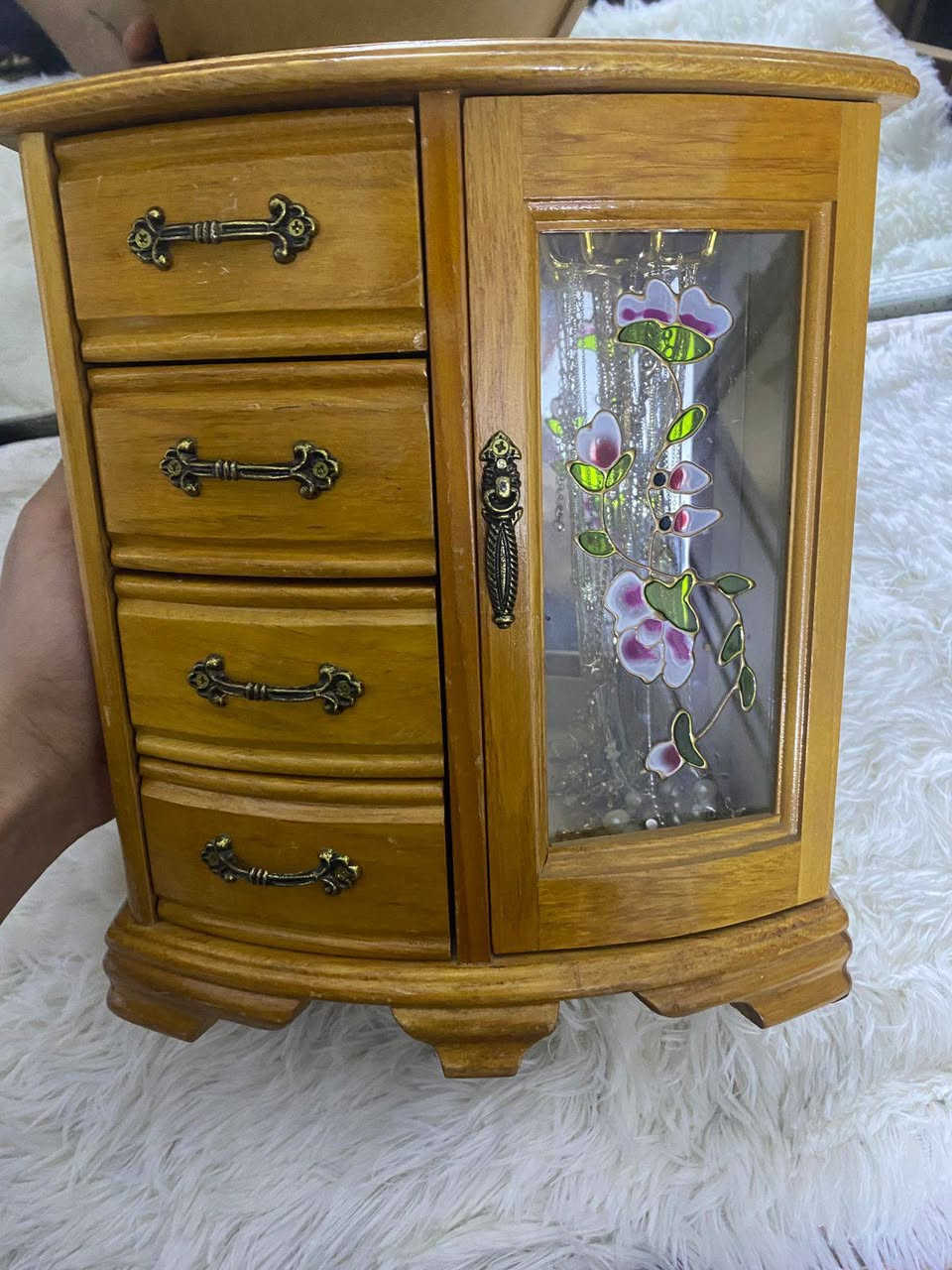 الغزالات ب ١٥  ولوكر اكسسوارات صاج ب ٣٠


**إذا كنت صاحب هذا الإعلان وتريد حذفه لأي سبب، رجاءا أرسل رسالة إلى الدعم الفني**