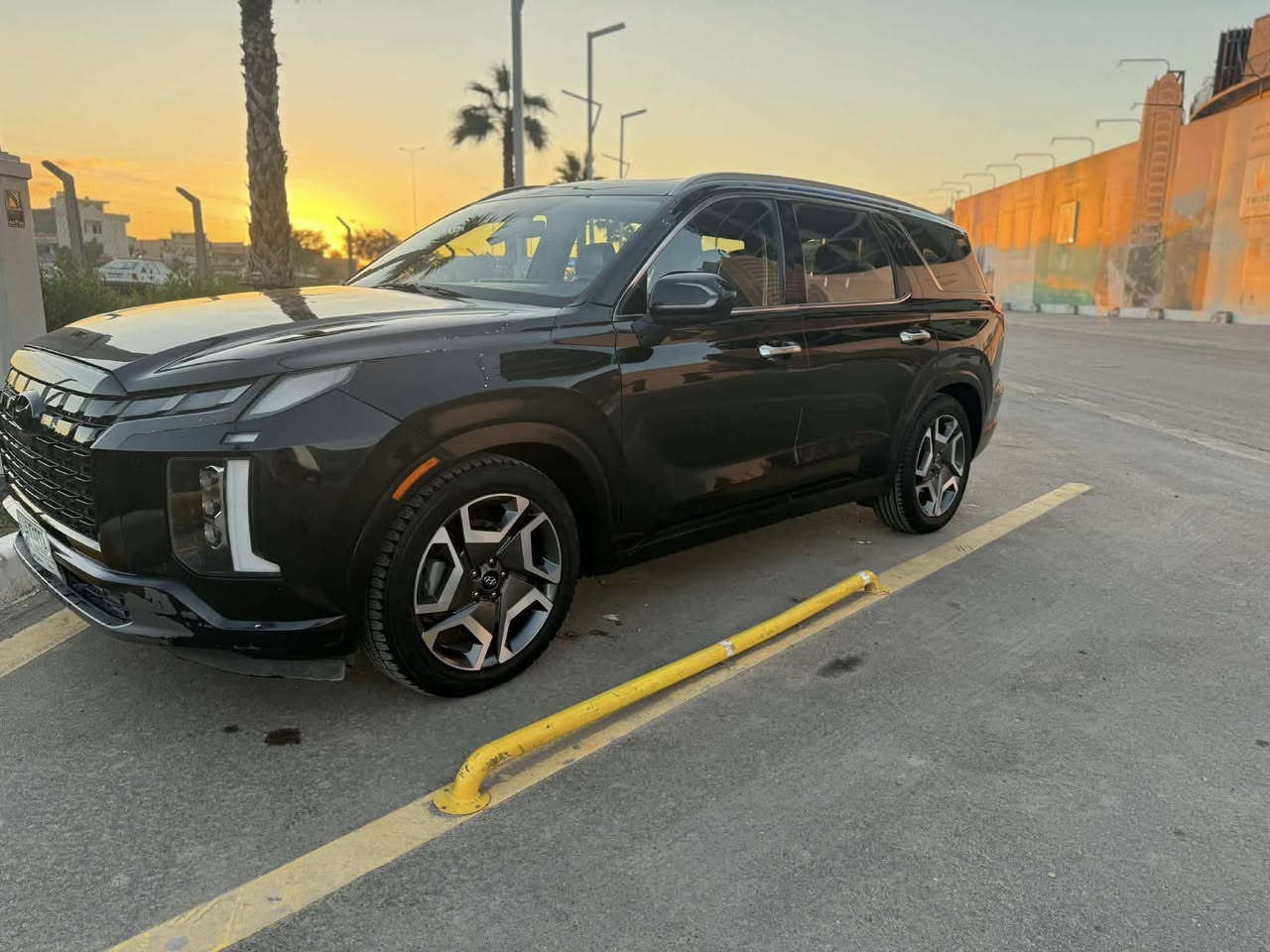 سلام عليكم بلسايد موديل 2023 sel لمتدد

موصفات السياره
1.فتحه
2.كامرات 360درجه محيطيه
3.كشنات جلد تبريد تدفئه
4.كشنات خزن
5.سمعات 10 من شركة هارلم
4.تدفئه ستيرن
5.شاشه عداد ديجتال
6.لايتات زنون
7.لد خلفي
8.شاره مري جانبيه
9.بصمه +بصمه أبواب 
10.سايد بريك كهربائي
11.محرك 6سلندر 3.8L
12.نظام منحدرات
13.تشغيل عن بعد
14.اوتو هولد
15.اوتو ستوب
16.توقف ذاتي
17.بردات خلفيه
18.مثبت سرعه
19.رادار محافظه عل مسار و توقف ذاتي
20.تبريد مركزي
21.كامره دوراه 
22.حساس امامي خلفي
23. كشنات جلد و الخلفي منفصل vip

اكو سونار ويه الصور 
بنيد و جاملغ اليسار صبغ / باب اليسار مفتوح / جاملغ ايمن بارد / شخط بل جاملغ الخلفي / رصعه بل قماره خفيفه مال تحميل 

رقم بغداد / مكان السياره بغداد الكرخ 

سعر 21 بيه مجال / مرواس حسب القناعه 

***********
