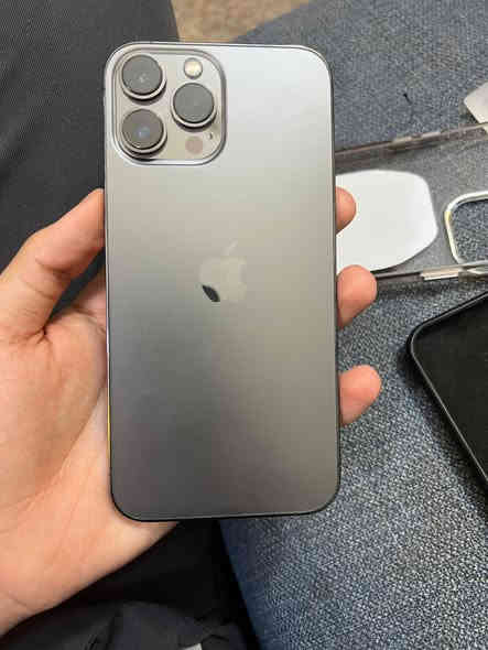 ايفون 13 برو ماكس ( 1 ) تيرا ، بطارية 89 
السعر 800 
مكاني بغداد بلديات

تواصل واتساب فقط لا تراسل ع الفيس او تعلق 
***********
