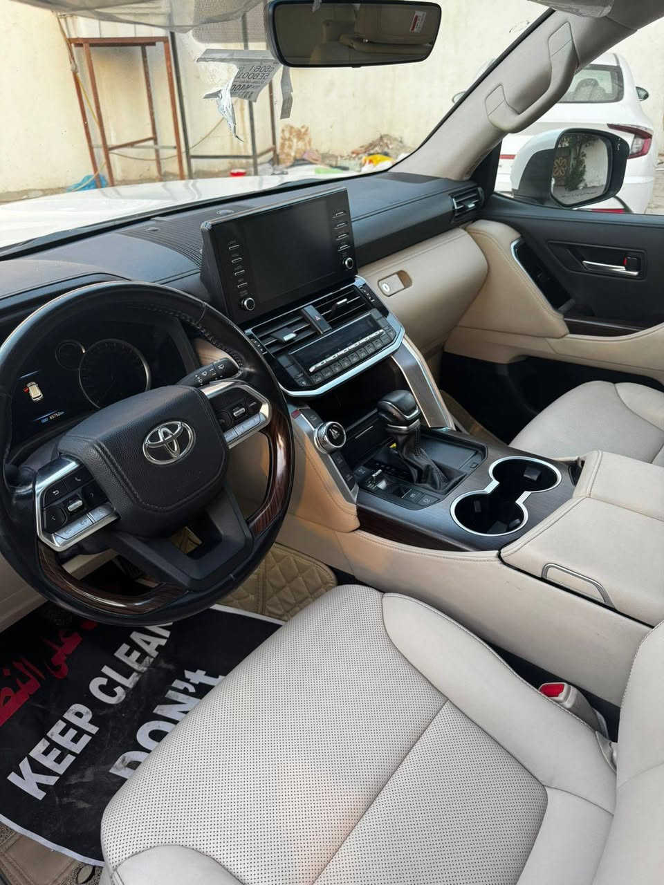 لاندكروز جكسار 2022 رقم اربيل باسم شركة
فول مواصفات تنفس طبيعي  كشنات كهربائيه 
باب خلفي كهربائي السعر 630ورقة وبيه مجال 
مكان السيارة بصرة  ***********
