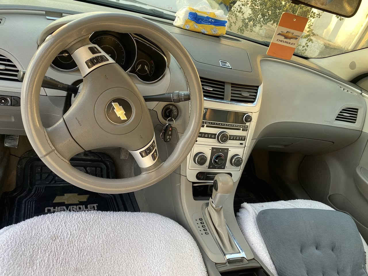 #مـــاليــبو مــــوديل 2012 خــليجي
حـــجم المحرك 4 2400 ســــلندر
مـــحــرك وکــیر خــیرمن الله مامفتوحة بعدها جديدة لاصـــرف ولابــــخار ولا تــبخیر
تايــــرات جديد
الويل جـــديدة
‎  بـــيها باب سكن خلفي صــــبغ بـــدون دواخـــل
السيارة باســمي مال بيت نضيف تحـــويل ثاني يوم
ســــنوية جــديدة 2029
بــــطاقة بنزين مــــوجود
جنطة اطفائية وجك بيها وجادر
#مــــــكان ســـــیارة كــــركـــوك
#ســــــــــــعرە 84$بــــی مـــجال للطیبین
‎#للاتـــصال ***********
