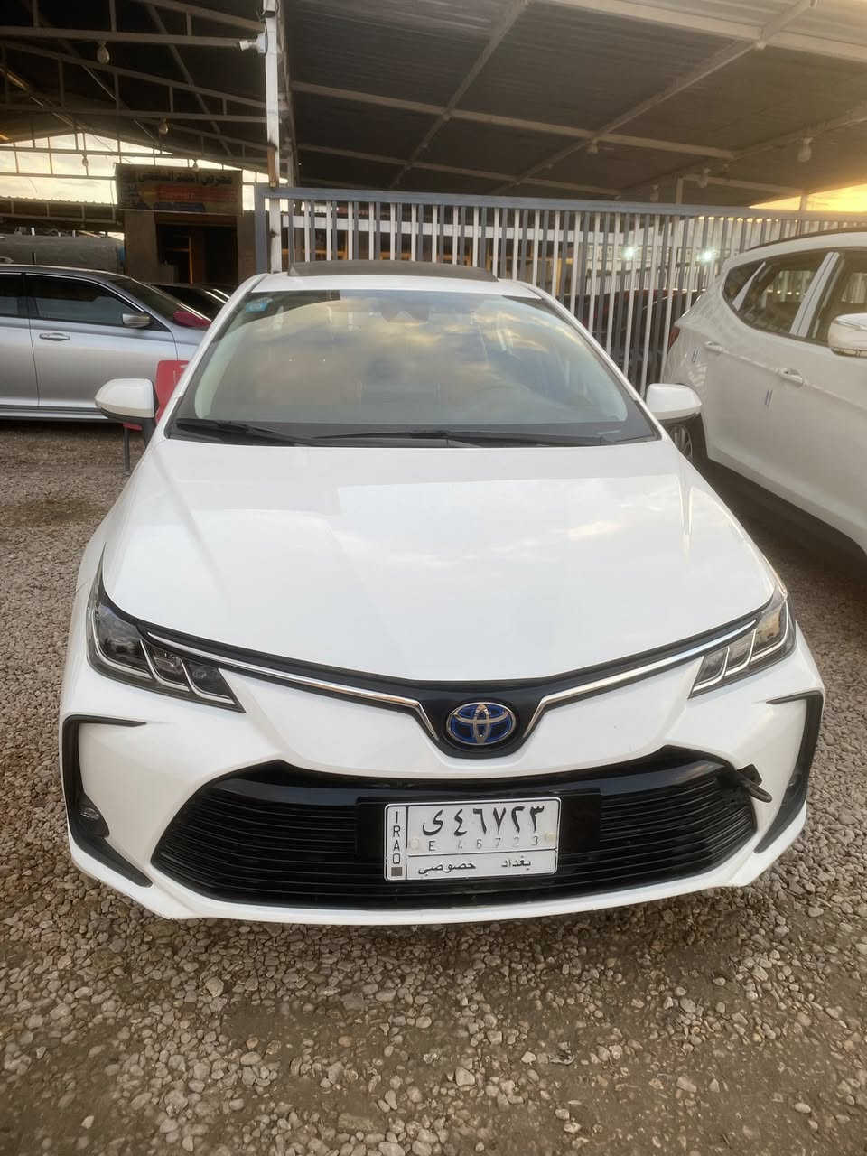 كورلا هايبرد فول مواصفات موديل ٢٠٢٣ 
ماشيه ٤٠ الف سياره جديده 
١٤٠ وبيها مجال 

***********
