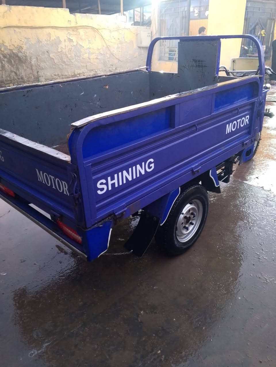 سلام عليكم ستوته للبيع موديل21 السعر مليون ونص وبيهة مجال مكفوله ***********
