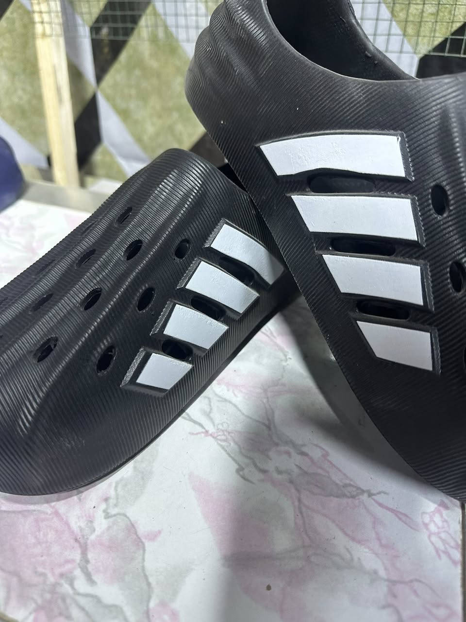 يتوفر هذا الموديل السعر ٨ مع التوصيل المحل في ٤٠٠٠ مقابيل مجمع اليمامة الطبي


**إذا كنت صاحب هذا الإعلان وتريد حذفه لأي سبب، رجاءا أرسل رسالة إلى الدعم الفني**