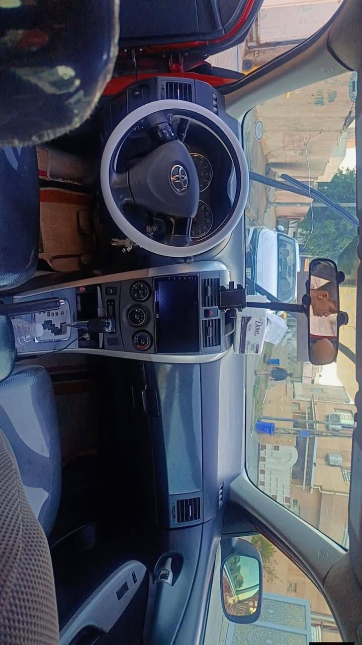 السلام عليكم كورلا للبيع 2012 وارد امريكي حادث جاملغ وبنيد بدون دواخل ومصبوغه عام لجماليه اثر جراد سياره جاهزه ورقم اربيل سنريه بسمي تخم تاير جديد السعر ١٠٥  وبيه مجال قليل مكاني بغداد ***********
