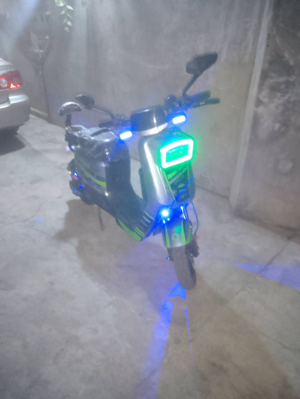 بايسكل شحن لبيع
سعر خاص شراي يراسلني 

نوعية أر 7 

بطاريات ليثيوم 

سرعته 99 

أربع نمر 

عند نظام بك 

كهربائية شغال 

اي عيب مابي 

او مراوس 

مكان كركوك


**إذا كنت صاحب هذا الإعلان وتريد حذفه لأي سبب، رجاءا أرسل رسالة إلى الدعم الفني**