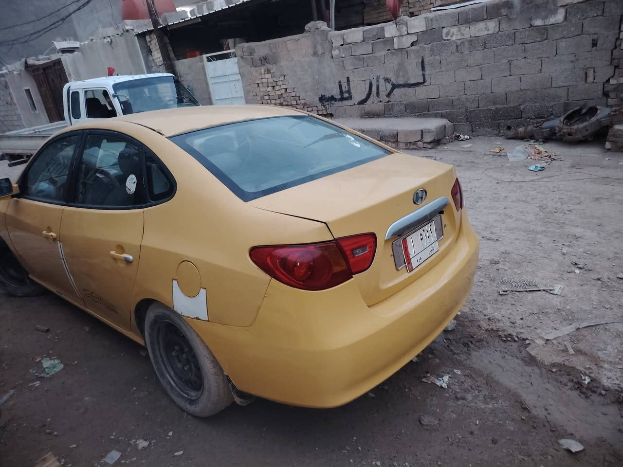 سلام عليكم سياره لنتره وارد مريكي ضربته جملغ امامي سياره حلوه وجاهزه كير ومحرك خير من الله وكشرها كدامك عوزها بس صدر تعبان مكان بغداد بسمايه  رايدها 85 وخادمك ***********
