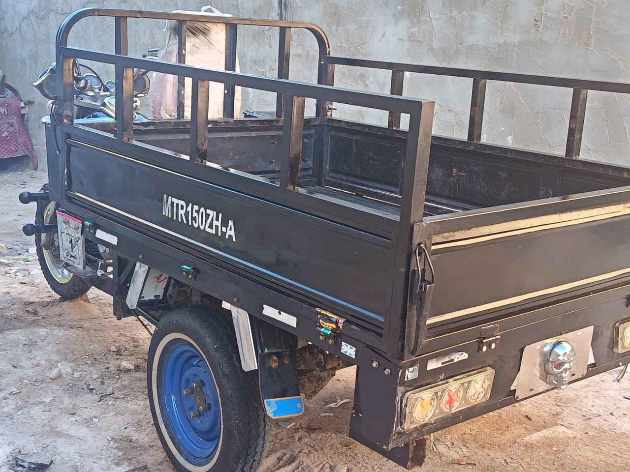 سلام عليكم ستوته لبيع موديل 2019 مكفوله كفاله اوراق بسمي وكيله كرماشه مكاني نجف مقبل قريت الغدير ستوته نضيفه مال جناي ***********
