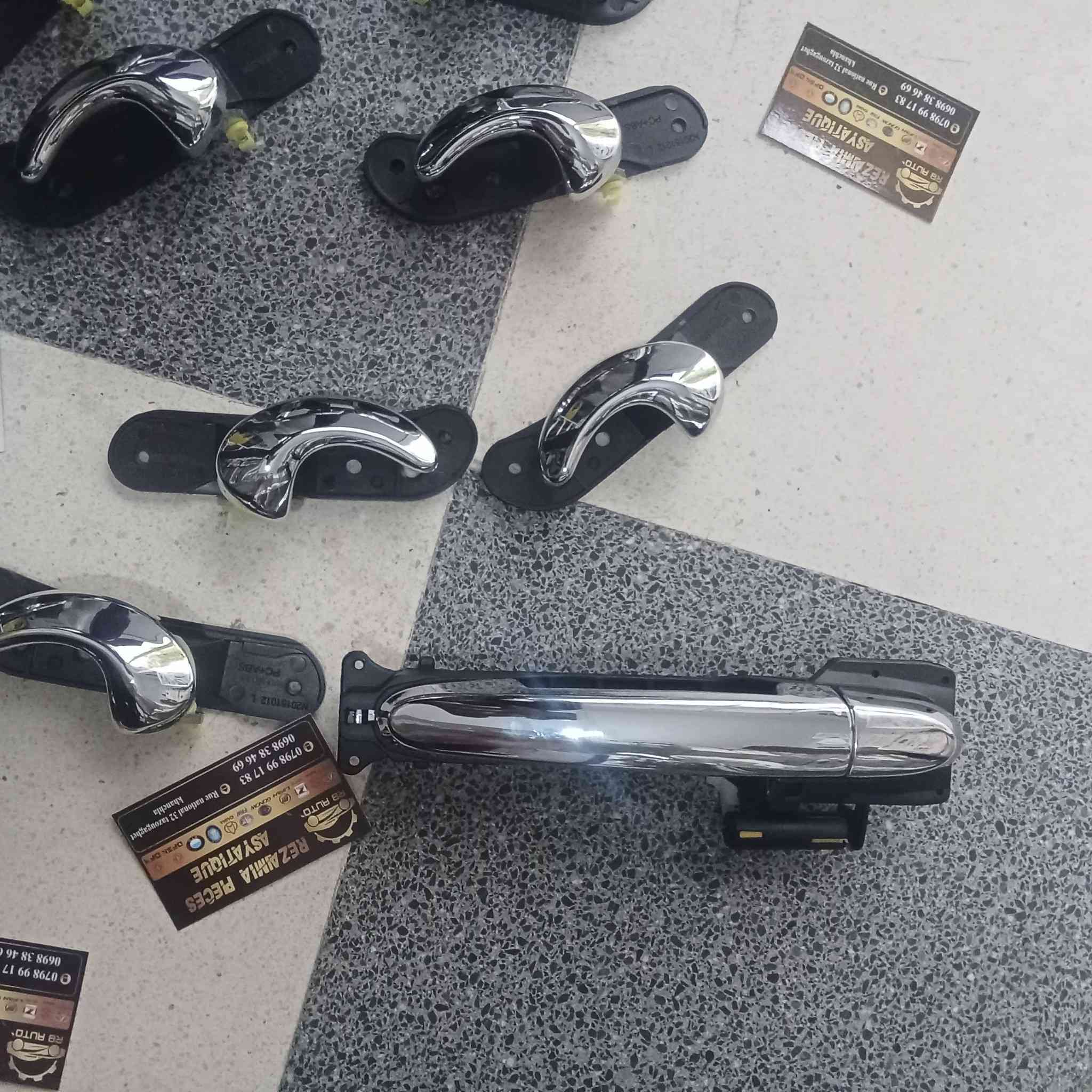 Poigee intérieur exterieur
lifan 320

Livration disponible 

Tazougaghet Khanchla 

0798991783


**إذا كنت صاحب هذا الإعلان وتريد حذفه لأي سبب، رجاءا أرسل رسالة إلى الدعم الفني**