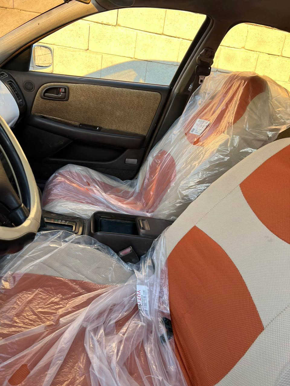 السلام عليكم 
كرستا للبيع 
 بياع مستعجل 
السعر /37
وبيها مجال 
محرك گير  2 ونص 
حدادا توني نافظها  أمامي خلفي 
تخم تاير جديد قبل سبوع شادهن 4
السياره مابيها اي نقص  ع قول راعيها
 أنا مكلف بنشر باقي التفاصيل  
العنوان البصره سفوان
اتصل / 
*********** البصرة, العراق
