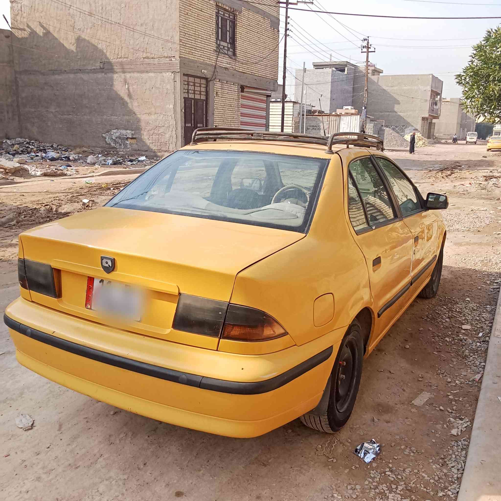 سياره سمندموديل 2012اجرة الرقم بغداد سياره بلاديه على وضع الشركه فقط اجاملغ الايمن مالت السايق مبدل بيه خياس شي قليل وبيه طخات بسيطه مكينه وكير جديد تخم تاير وباتري جديد بس تبريد نقص بي كمبريسر السعر 35 البيع أو مراوس اوتماتيك رقم موبايل ***********
