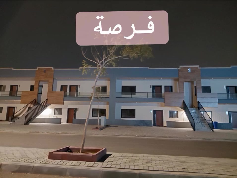 🔥 فرصة ذهبية للسكن أو الاستثمار – شقة زيرو في الزون السادس 🔥

🏡 شقة حديثة البناء جاهزة للسكن

📐 المساحة: 122 متر ((طااااابق اول ))

📍 الموقع: الزون السادس – موقع راقٍ ومميز

🔹 تتكون من:

✔️ 3 غرف نوم

✔️ صالة واسعة

✔️ مطبخ

✔️ 2 حمام

✨ تشطيب حديث – جاهزة فورًا للسكن

💰 السعر: 174 مليون كاش قفل 

📞 للاستفسار والتفاصيل:

***********
