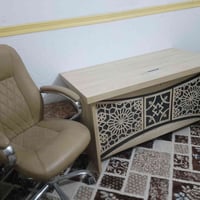 ميز وكرسي • نضيف • كربلاء الحر الصغير