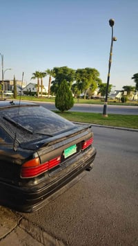 أربيل • سيارة • هاتف مرفق