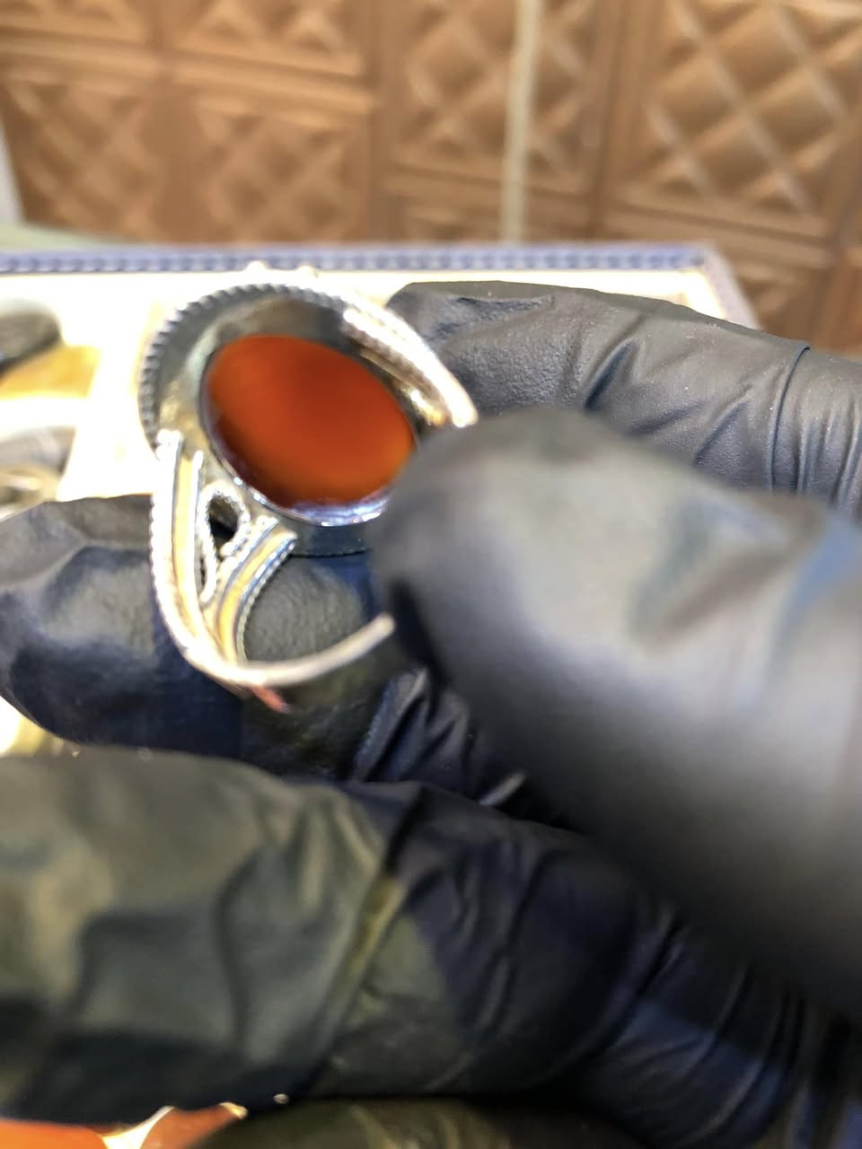 محبس عقيق احمر فضة ٩٢٥ القياس ١٩ السعر ٣٥ الف


**إذا كنت صاحب هذا الإعلان وتريد حذفه لأي سبب، رجاءا أرسل رسالة إلى الدعم الفني**