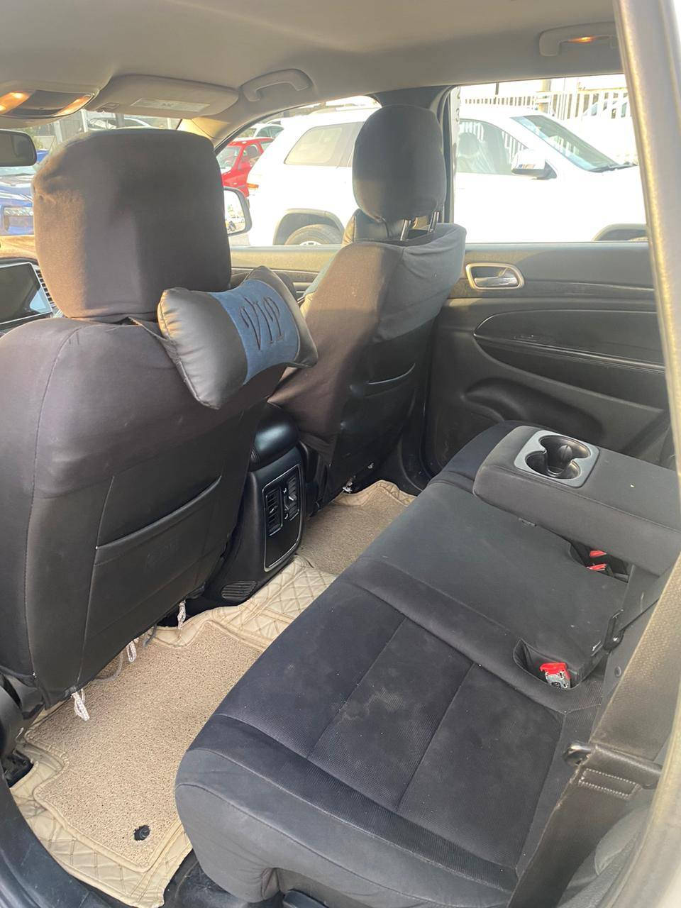 سلام عليكم اخوتي 
جيب لاريدو 
2011 
محرك كير اكسل حداديه تخم تاير كله جديد بدون لا دواخل ولا ارباك سونر مرفوق ويه صور 
رقم سليمانيه جديد 
سياره موجوده بكركوك
استفسار اتصال / *********** كركوك, العراق
