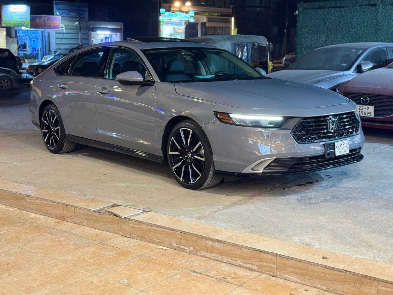 السلام عليكم .
هوندا اكورد 2025 هايبرد للبيع تورنك اعلى فئة  فول مواصفات السياره ماشيه ٣٠٠٠ كيلو سياره جديده حادثها مرفق مع الصور .
ملاحظة/ غير متواجد ع الفيس الاتصال او واتساب 
***********
