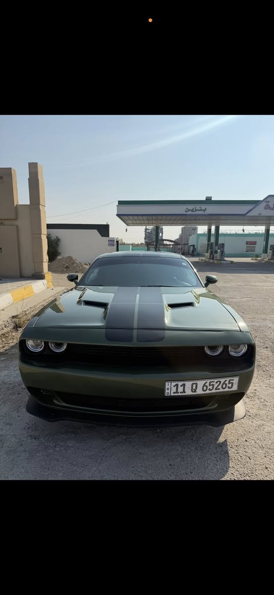 سلام عليكم
جالنجر 2023 اخير صدار 
بدون يرباك بدون تبدلي 
بيه جاملغ صبغ وشويه بنيد مو كله وجت بيه صبغ باب 
ماشيه 24
رقم مميز 65265
حي العدل أو يرموك
***********
سعره 193 وبيه مجال قليل
