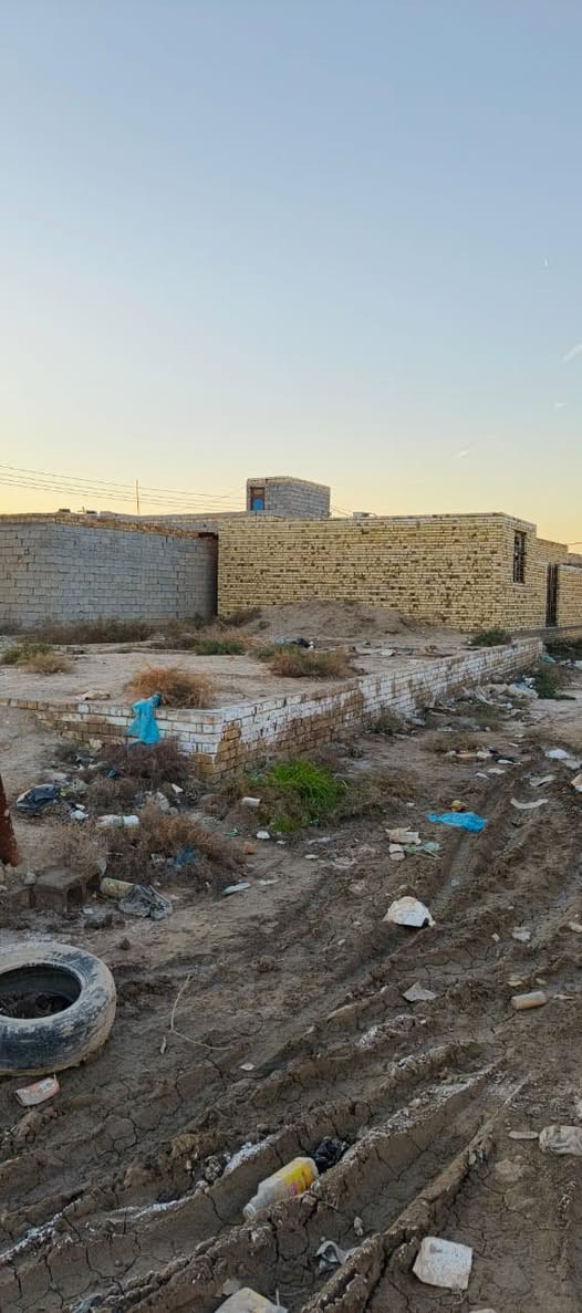 قطعة البيع 200متر يم ابو رعد ابو سراميك القطعة بتلو كامل الاستفسار ***********
