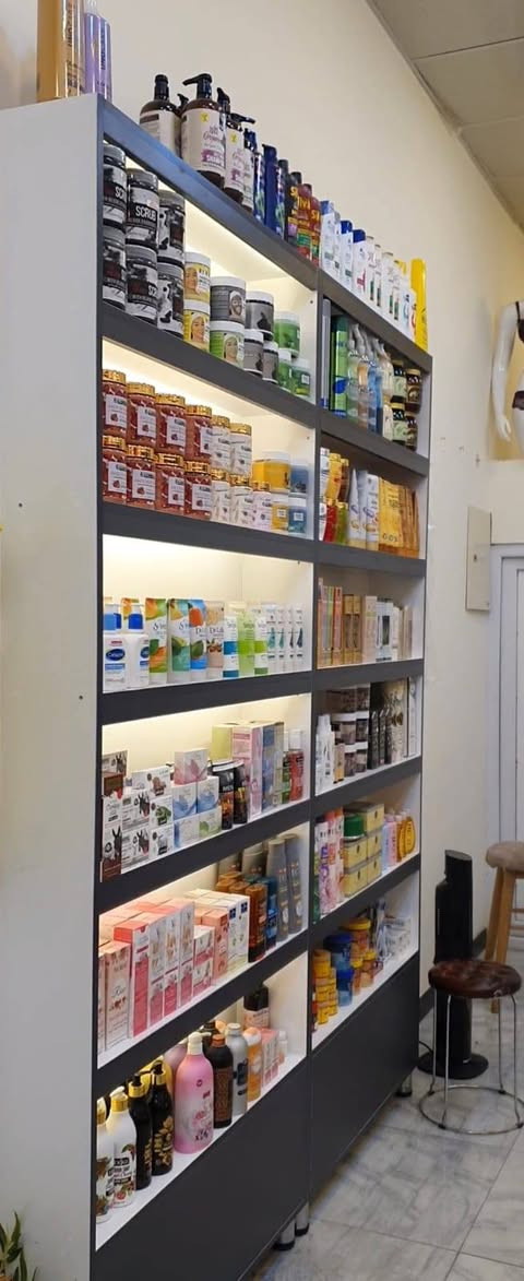 فاترينات للبيع
***********
