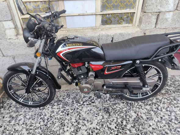 شاينك موديل  25صارلها شهر جبتها وما طلعت بيها  صارت عليه هيه ول تحويل 2400 رايدها ب مليونين بيه مجال  دراجه شوفت عينك ما ماشيه عفتها  بلبيت
