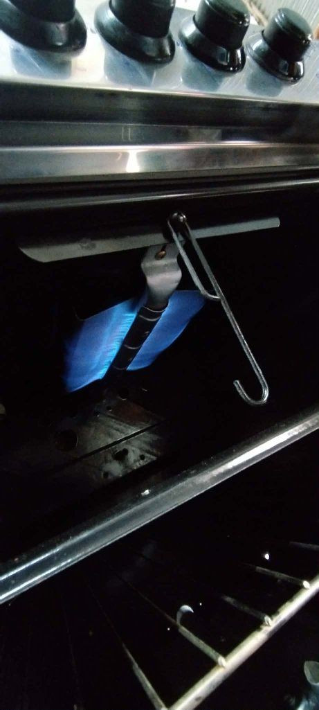 🔥 عرض مميز – طباخ امبريال مصري ستيل4 عيون 🔥
✅ حجم : 60×60 سم
✅ 4 شعلات قوية
✅ فرن شغال خطين – يشتغلوا سوا للطبخ السريع
✅ ستيل مقاوم وسهل التنظيف
💰 السعر: 100وبيه مجال 
🔹 للبيع أو المعارضة حسب الاتفاق والقناعة 🔹
✨ مناسب للعوائل والاستخدام اليومي – لا تفوت الفرصة! ✨


**إذا كنت صاحب هذا الإعلان وتريد حذفه لأي سبب، رجاءا أرسل رسالة إلى الدعم الفني**