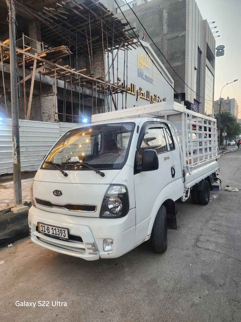 كيا بنكو2013 السعر105السيارة مكفولة رقم بغداد السيارة كما موضح بلسونار المكان السيارة بغداد البنوك للتصال ***********
