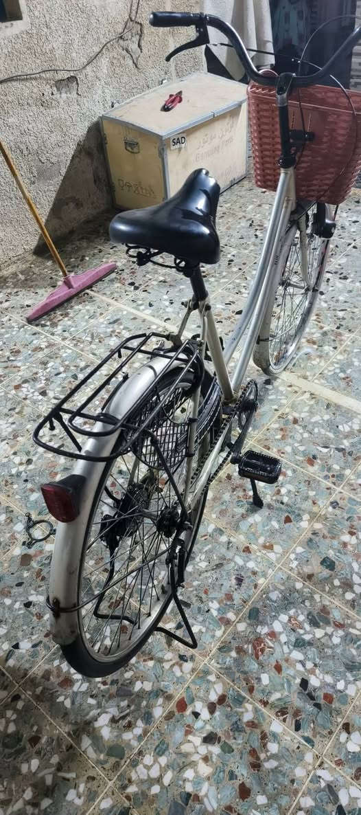 السلام عليكم
بايسكل بناتي للبيع
بايسكل نضيف مابي شي
يرادله شوي ترتيب
السعر:50وبي مجال
المكان:الحسينيه الراشديه
الرقم:***********
