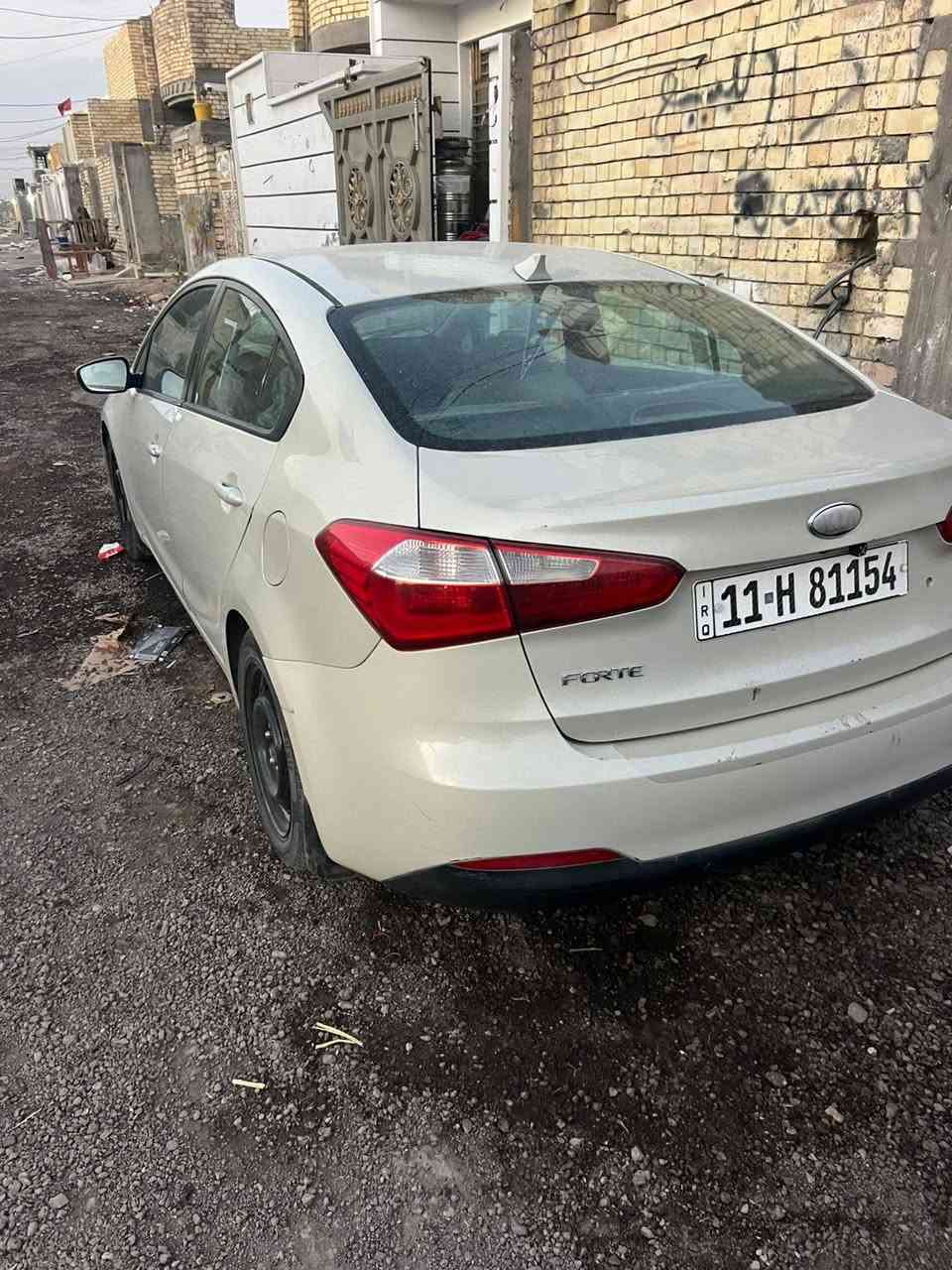 السلام عليكم عندي فورتي موديل 2016السياره بسمي السعر ب110 وبيها مجال مكان بغداد رقم الهاتف ***********
