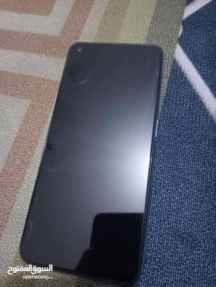 هاتف OPPO A96 للبيع
المواصفات العامة:

 الشاشة: 6.59 إنج – بدقة FHD+ – نوع LCD – 90Hz (سلاسة بالتنقل والتصفح)

 المعالج: Qualcomm Snapdragon 680 – ممتاز للاستخدام اليومي والألعاب الخفيفة

 الرام: 8GB رئيسية + 8GB توسعة = 16GB فعلي

 الذاكرة الداخلية: 256GB

 البطارية: 5000mAh – تدوم يوم كامل بسهولة

 الشحن: شحن سريع 33W (يشحن بسرعة ممتازة)

 المميزات الإضافية:

 السماعات: صوت عالي ونقي – ستيريو مزدوج (صوت محيطي ممتع للألعاب والفيديوهات)

 الكاميرات:

خلفية 50MP + 2MP (عمق) – تصوير واضح

أمامية 16MP – سيلفي نظيف

 مقاوم لرذاذ الماء والغبار (تصميم قوي)

 حساس بصمة في زر التشغيل – استجابة سريعة وآمنة

 الحالة:

الجهاز نظيف مثل الجديد

ما مبدل أي قطعة – على وضع الشركة 100%

لا بيه خدوش ولا مشاكل – تستلم جهاز مضمون

 الملحقات:

شاحن أصلي

كفر حماية

ما يجي من الشركة سماعة، وهذا طبيعي

 سبب البيع: محتاج مبلغ، مو لأن بيه عيب
 ملاحظة مهمة: سعر الشراء الأصلي كان 450,000 دينار عراقي – والله يشهد 

 السعر الحالي: 100,000 دينار عراقي
 السعر قفل غير قابل للنقاش – راسلني خاص

 الموقع: كربلاء – طويريج – الهندية – منطقة السياحي – جرف آل بعامر
 أقرب نقطة: أسواق علي جلعوط

 للتواصل:
 *********** – (واتساب، ماسنجر، اتصال – متواجد يوميًا)
 ملاحظة: ما متوفر توصيل – فقط بيع مباشر داخل كربلاء
