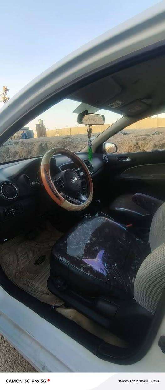 كيه بيكاس موديل 2020 استلام شركه مسدده وكامله تحويل مباشر سياره كامله مابيهه اي  نقص ضربتهه موضحه قبل وبعد التعديل 
مكينه 1400 
رقم بغداد 
باقي المواصفات معروفه 
السعر 100وبيهه مجال مكاني بغداد الشعب حي اور 
***********
