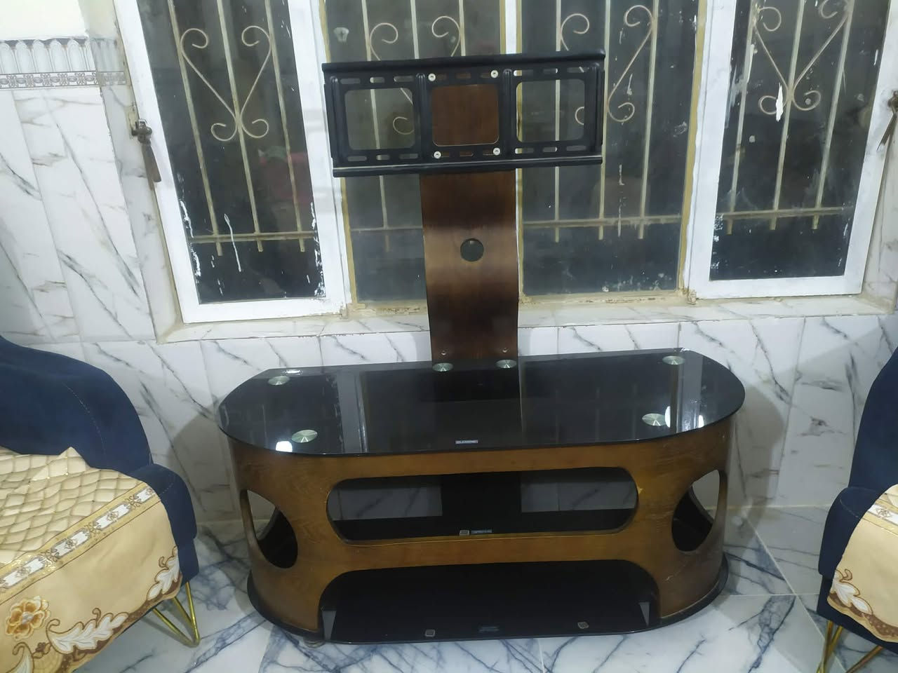 السلام عليكم 
ميز ابلازمه للبيع سعر40 مكانه بابل حي العسكري 
عندك غراض يريد يبيعهن يراسلني خاص انشرهن اله بانسب السعار تابعني ليصلك كل جديد.


**إذا كنت صاحب هذا الإعلان وتريد حذفه لأي سبب، رجاءا أرسل رسالة إلى الدعم الفني**