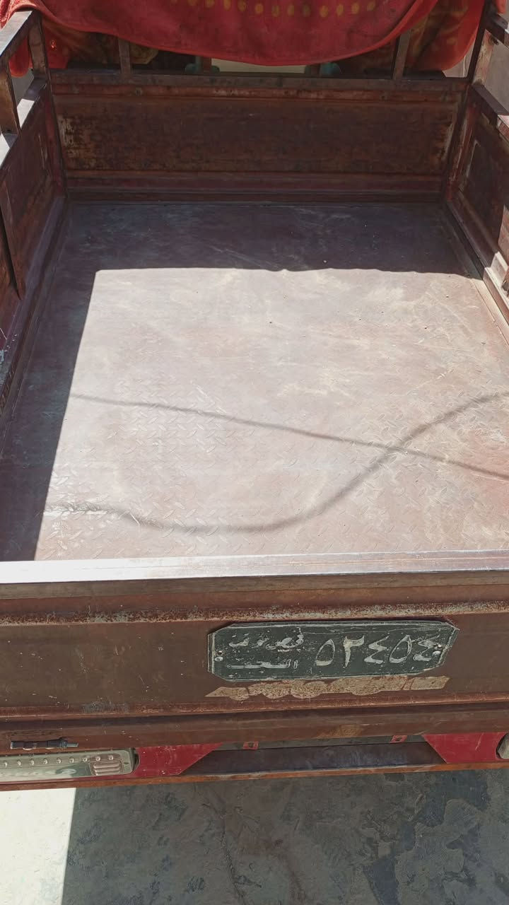 سلام عليكم ستوته امتار مديل 8بلاد رقم منفيس سود وكاله بسمي ستوته حصيره جديده محرك مفتوح شواصي كفاله مكاني نجف كوفه سعر مليون 800وبيه مجال حك جيه


**إذا كنت صاحب هذا الإعلان وتريد حذفه لأي سبب، رجاءا أرسل رسالة إلى الدعم الفني**