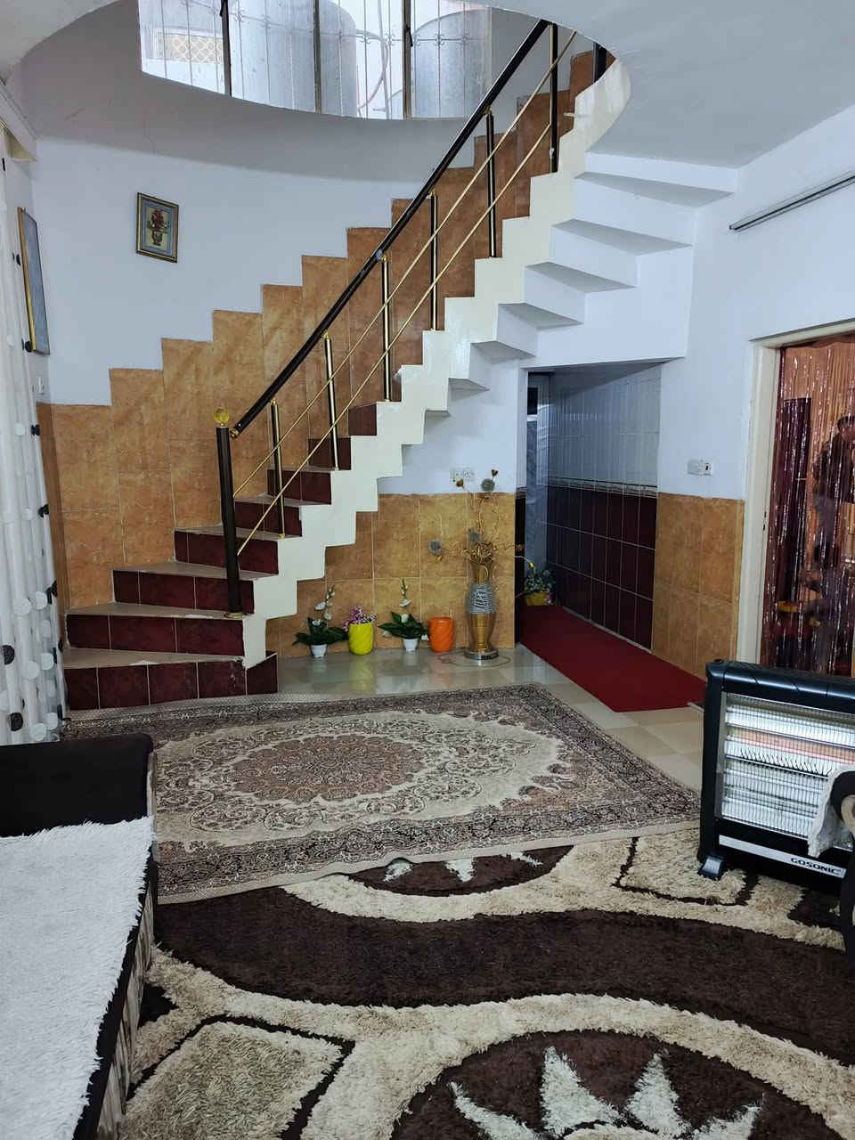 الاعلان
          🔶 تميــــــــز بـعـــــرض عقـــــــــــــــــــارك معنا 
                و دع لنا التسويق والتصوير باحترافية 🔶
🟠 دار سكني                      طابو صرف
🟠المساحة :                        200م واجهة 10
🟠العنوان              الواسطي خلف ياسر البياتي  
🟠 طابقين    4غرف نوم استقبال هول مطبخ وكراج
    السعر          240 بي مجال
-------------------------------
للمزيد من المعلومات مراجعة مكتب السدرة للعقارات  والمقاولات 
العنوان حزيران شارع النخيل مقابل افران الجزيرة
او الاتصال على ارقام.                
6669959 0770📞 احمد وهاب
***********📞 ابو عبدالله 
#السدرة_للعقارات_والمقاولات
