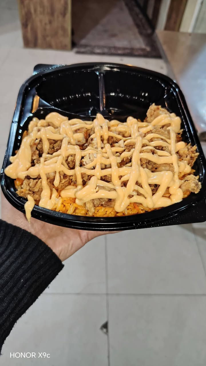 🔥🍢 مشويات أبو أيمن 🍢🔥
الطعم الأصيل… والنكهة اللي تخليك ترجع كل يوم 🤤

✨ عرضنا المميز اليوم بس بـ 10,000 دينار ✨

احصل على:

🍗كنتاكي قطعه كبيره1

🍔 برگر لحم 2

🥙زنجر دجاج1

🍛 نفر ريزو 1

🍟كلاص فنكر حجم وسط1

🎇🎇🎇🎇🎇🎇

✅ لحوم طازة يومياً

✅ أسعار مناسبة للجميع

✅ خدمة سريعة ومكان عائلي

🎇🎇🎇🎇🎇🎇

📍 العنوان: [القيارة الشارع العام قرب جامع الرمانه مجاور مرطبات النجوم ]

📞 للطلب: ***********

لا تخلي العرض يفوتك 😍🔥

مشويات أبو أيمن – اللذة عنواننا
