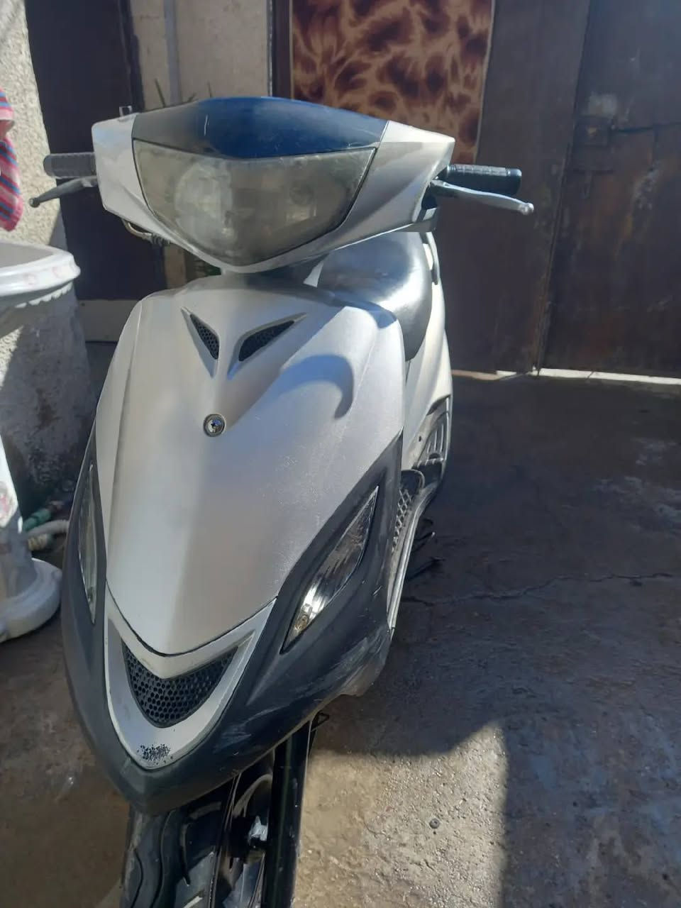 السلام عليكم دراجة ماكس مية وربعين الدراجة خير من اللة سلف هندر شغال مكاني بغداد الدورة ابو دشير السعر 500وبيهة مجال للطيبين الرقم *********** بي واتساب
