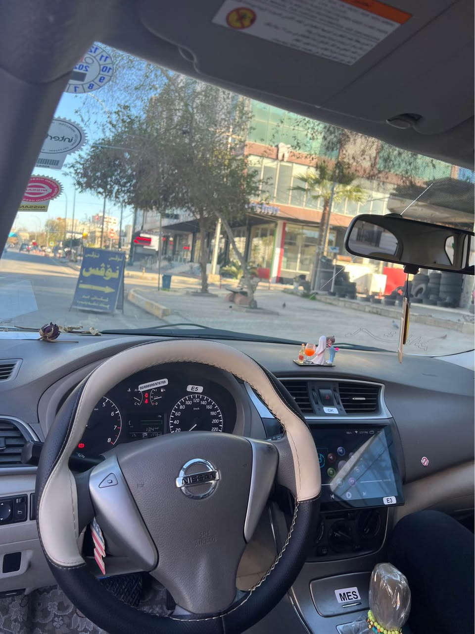 تيده ٢٠١٦ 
هيچ بوياغي نيه ته نها ٢-٣ تعديلي بچوكي هه يه
سه نه ويو فه حس و هه زه ي نويه 
گير و مه كينه و ته فه و ره قه ي به شه رت سياره كه جركه ي تيدا نيه هه موو شتي به شه رتي 
سعري١١٤$ و معامه له*********** أربيل, العراق
